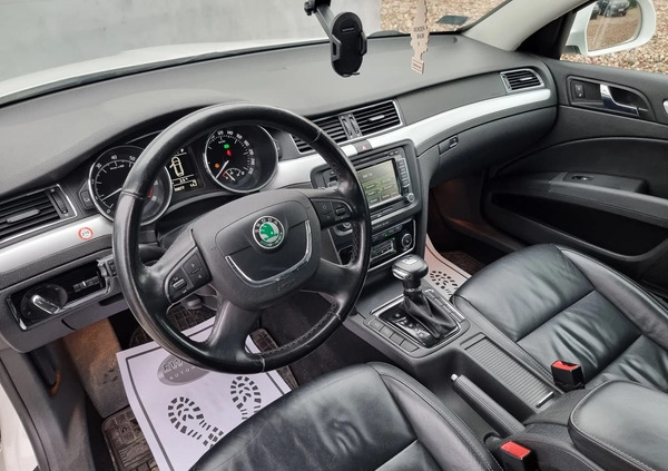 Skoda Superb cena 34900 przebieg: 149000, rok produkcji 2010 z Bełżyce małe 781